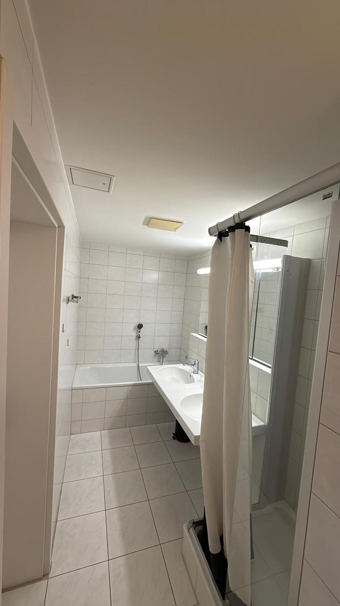 Hitrental Stauffacher Apartments Zürich Eksteriør bilde